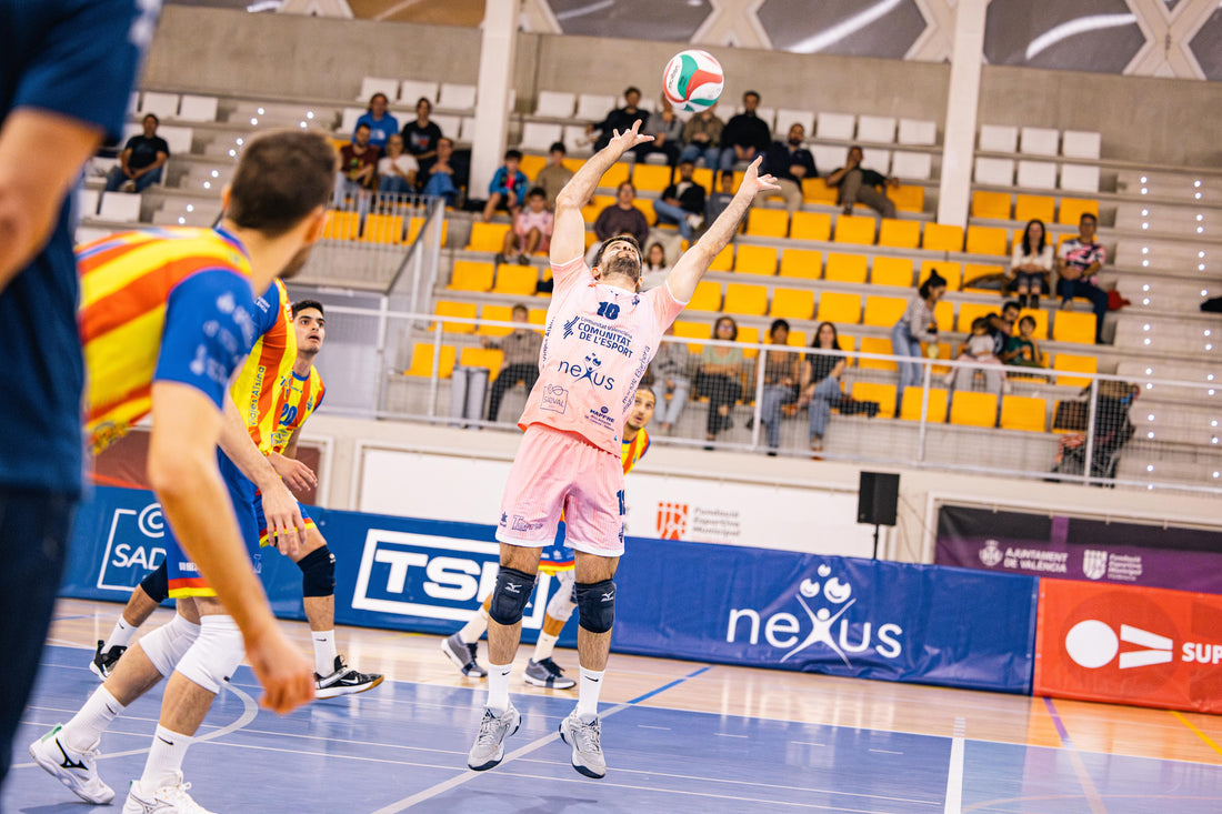 Duelo de altura entre Léleman Conqueridor y Conectabalear CV Manacor