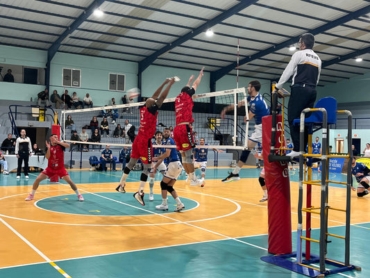 San Roque se impone en una nueva derrota valenciana